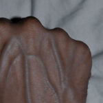 Blanchir ses dents en 1 minute avec du riz : mythe viral ou astuce vraiment efficace ?